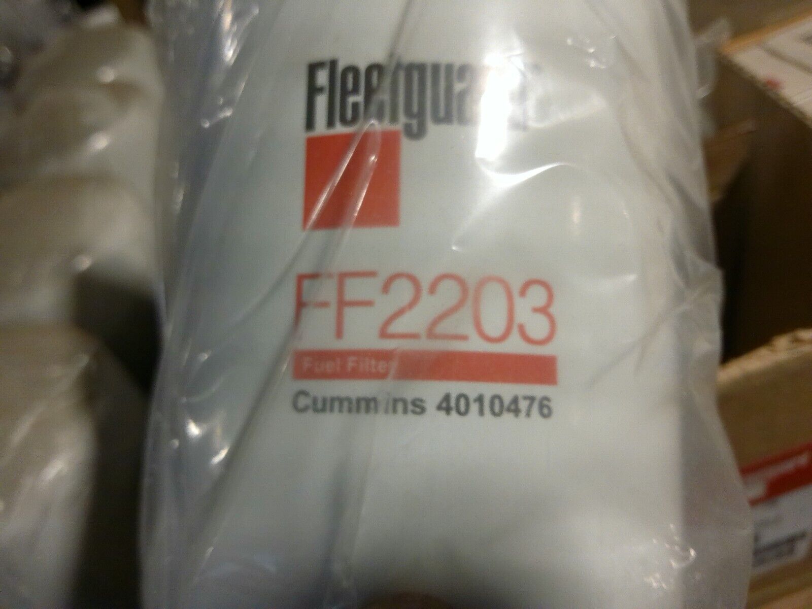 Lot of (6) FLEETGUARD FF-2203 FUEL FILTERS FF2203 | WD23-1