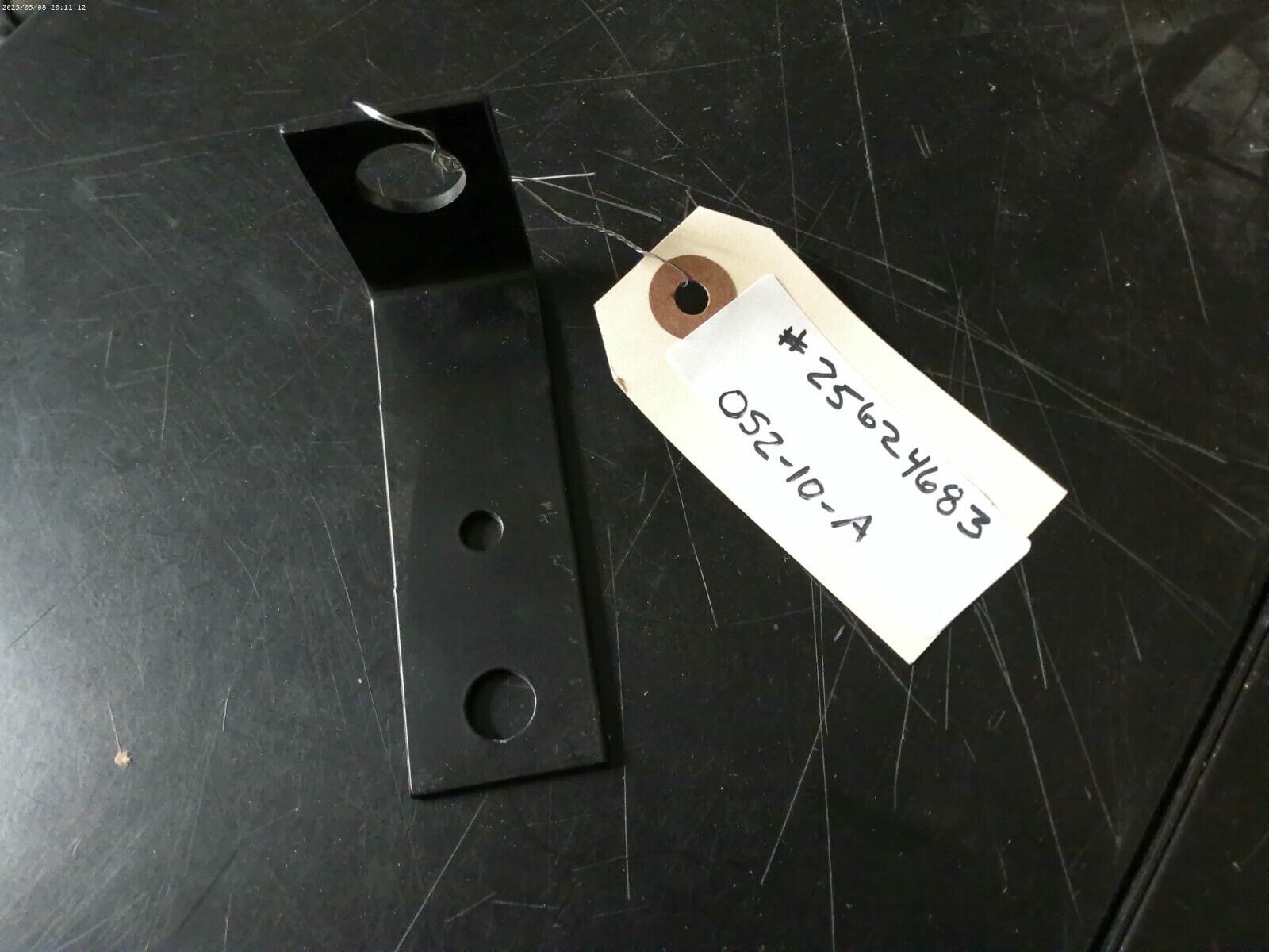 Genuine OEM Mack 25624683 Bracket | OS2-10-A