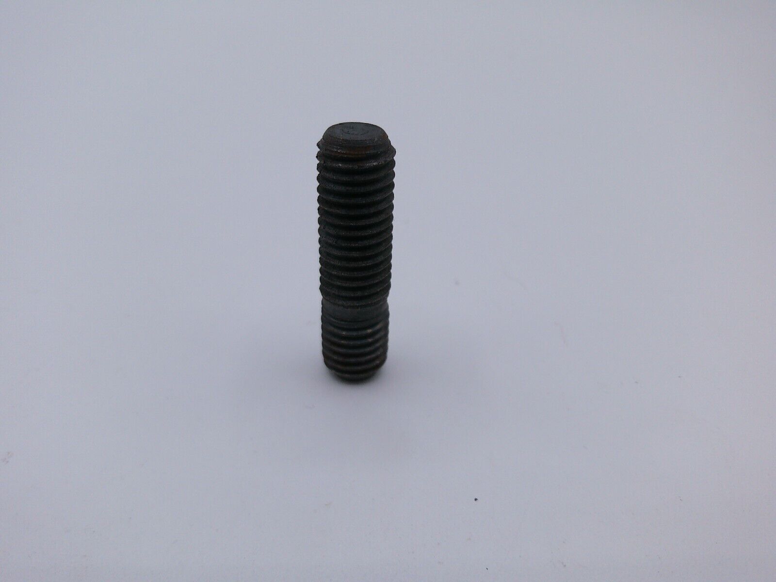 oem Mack / Detroit 25105800 Stud | OS2-07-B